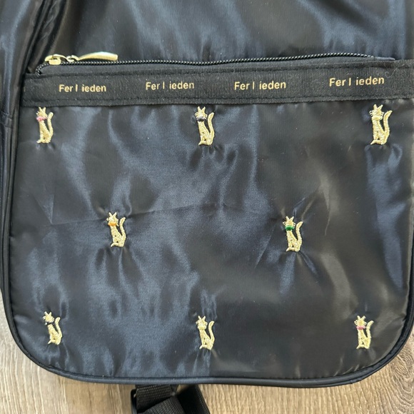 Fox Backpack - Picture 2 of 3